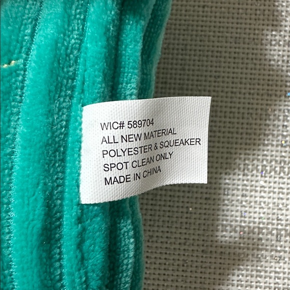 PETSHOPPE Green Plush Macro Ribbed Cactus with Pink Flower Squeaky Dog Toy - Picture 7 of 8